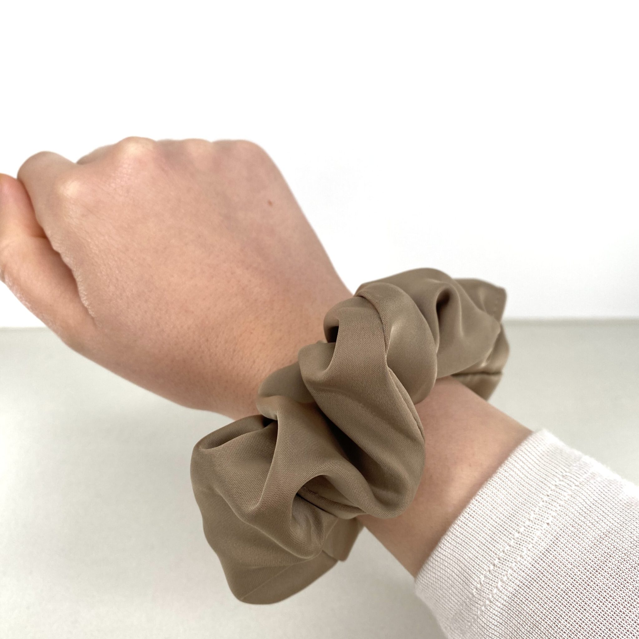 Scrunchie seidig groß